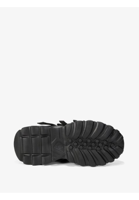 ZAPATILLA DEPORTIVA NEGRA