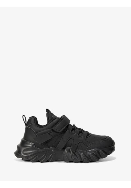ZAPATILLA DEPORTIVA NEGRA